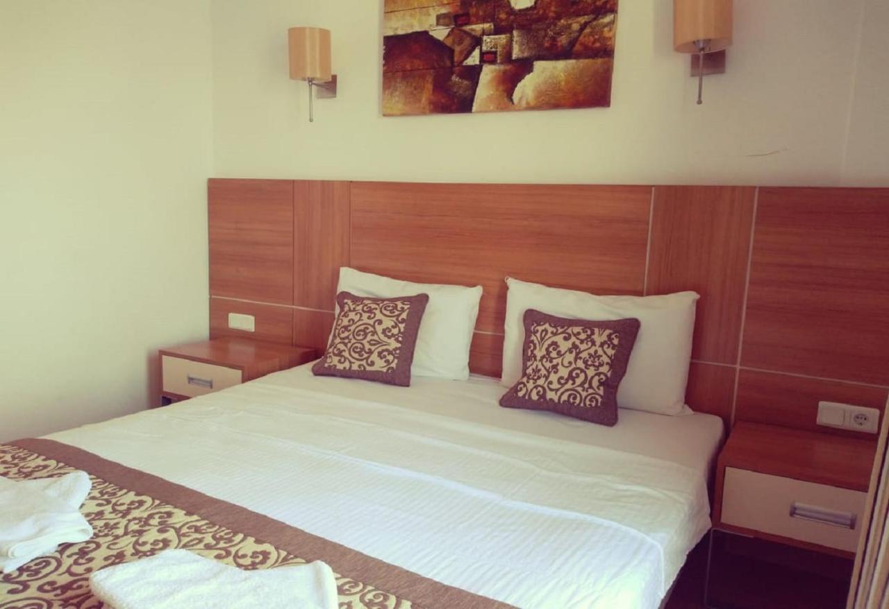 Double Room Garden View