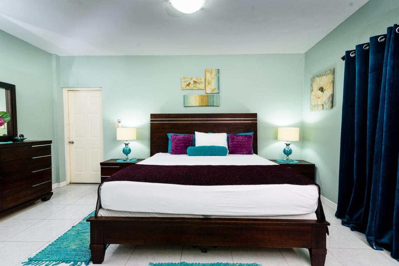 Two-Bedroom Cottage,1023833542:JPEG