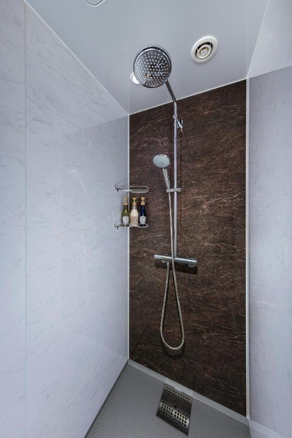 Deluxe Twin Room (30sqm) with Shower Booth and Sofa Bed for 4 people - Non-Smoking,1031386855:JPEG