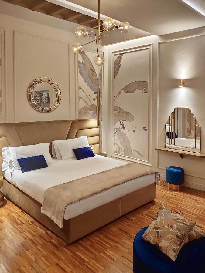 Kamer met Kingsize Bed en Uitzicht op de Tuin