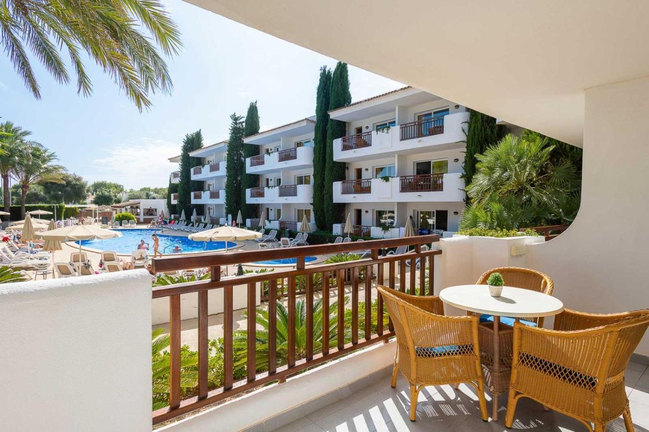 Apartment mit Poolblick