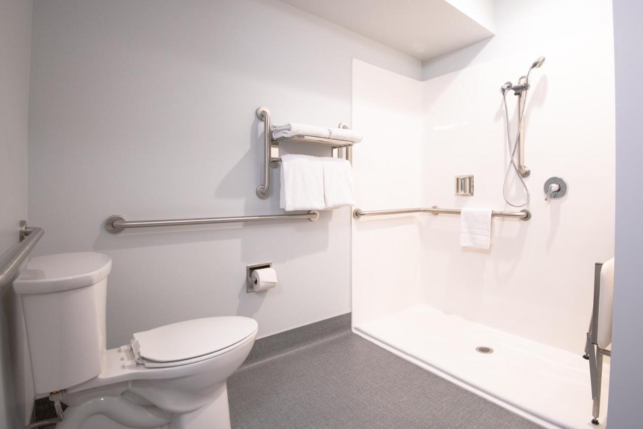 King Room - Disability Access