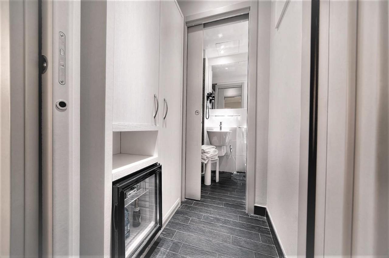 Single Room,1112166246:JPEG