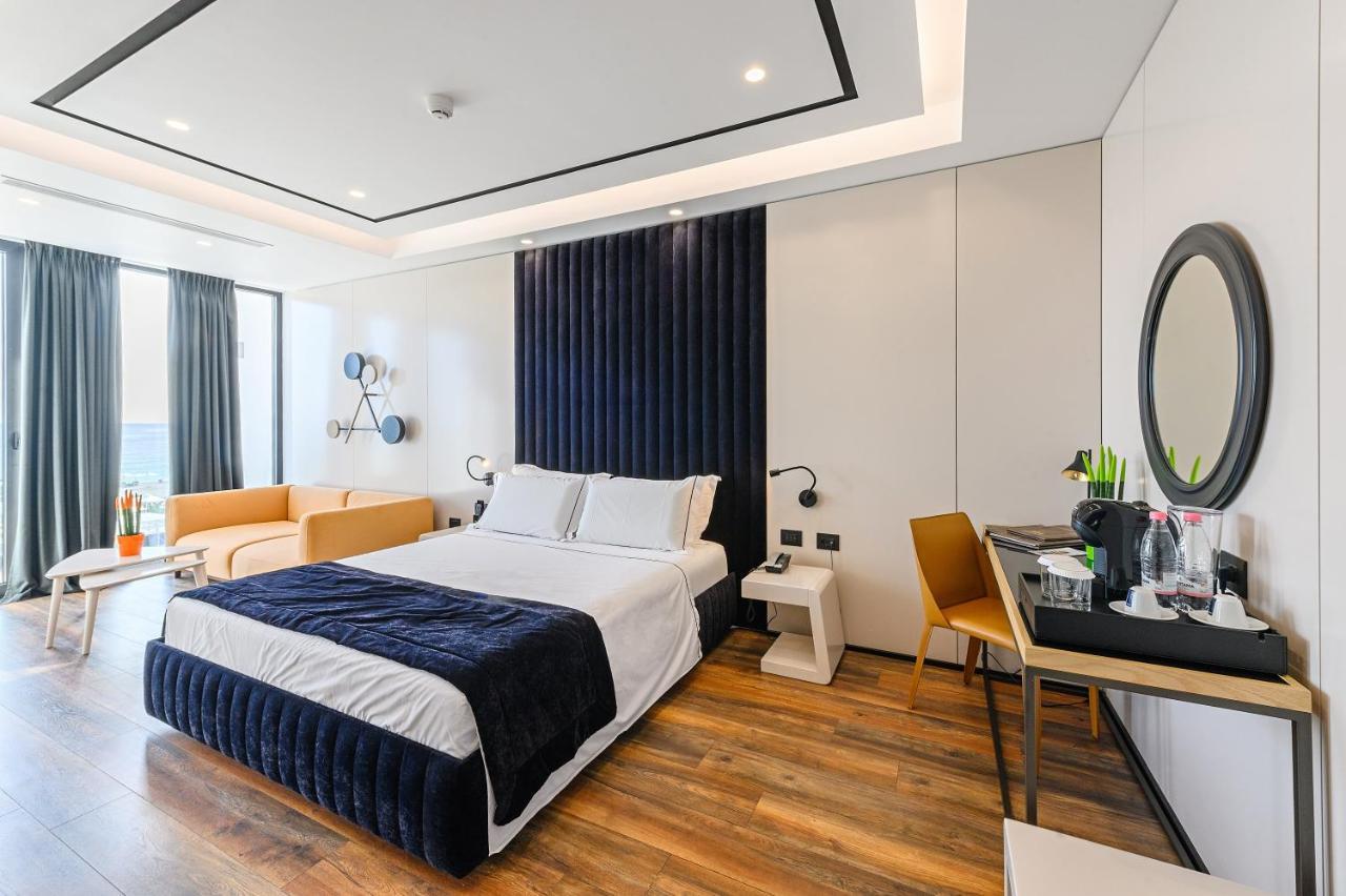 Junior Suite with Sea View
