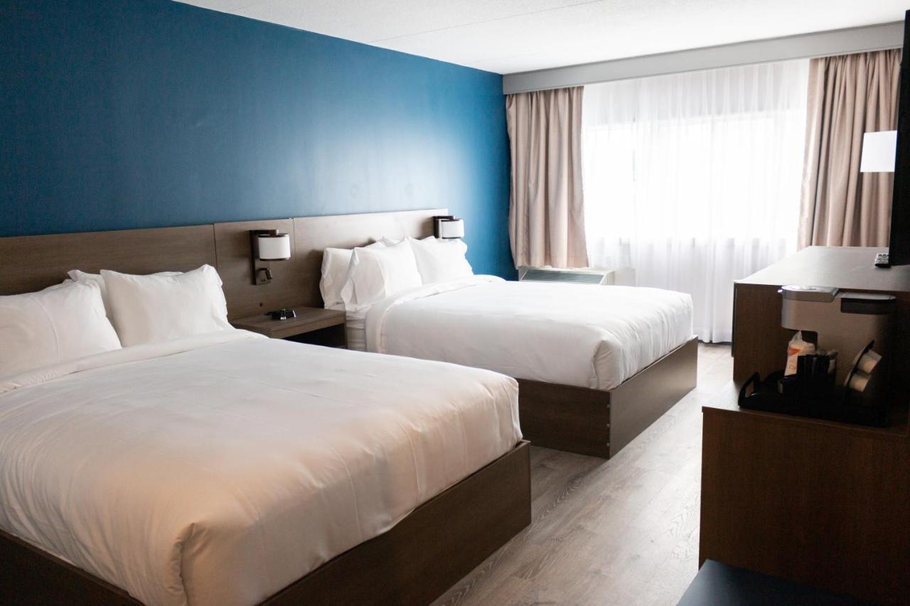 Chambre Standard avec 2 Lits Queen-Size - Non-Fumeurs