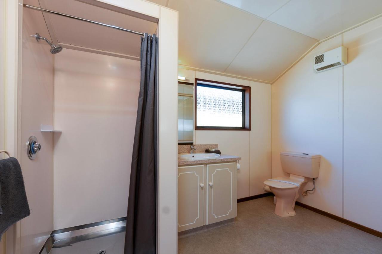 One-Bedroom Unit Spa Bath,1149939736:JPEG