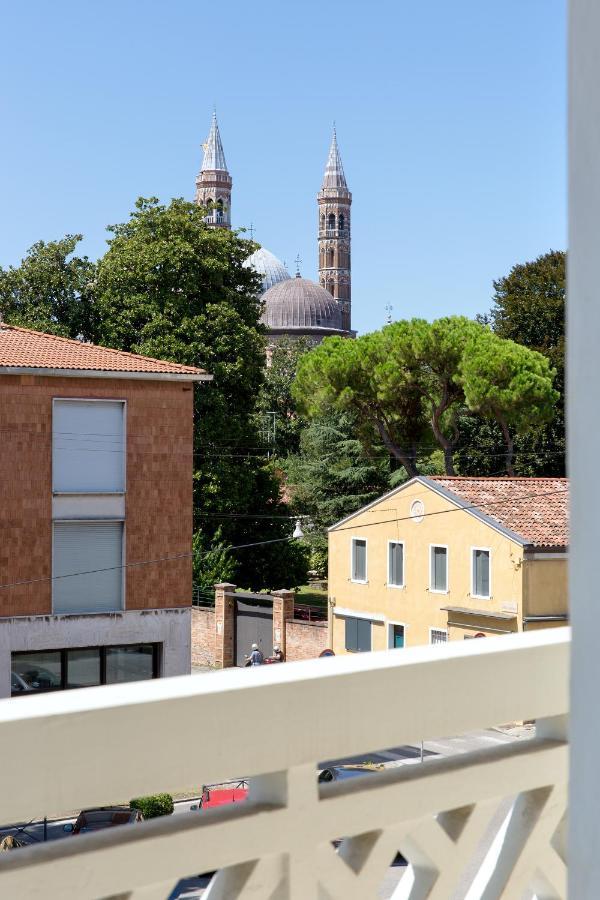 Doppelzimmer mit Balkon