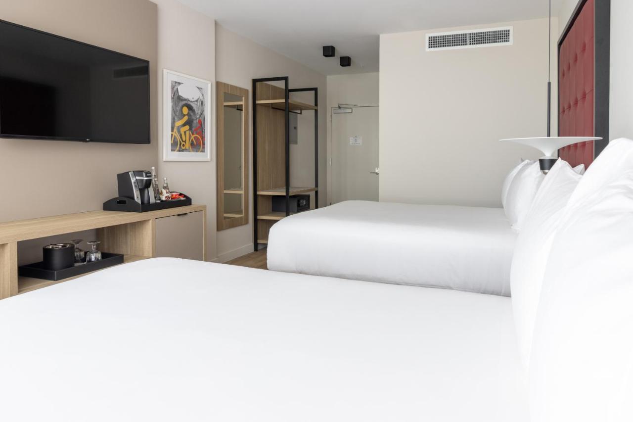 Kamer met 2 Queensize Bedden
