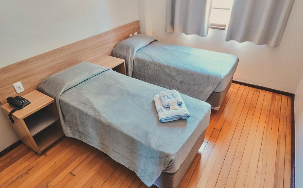 Quarto Standard com Cama de Casal ou 2 de Solteiro
