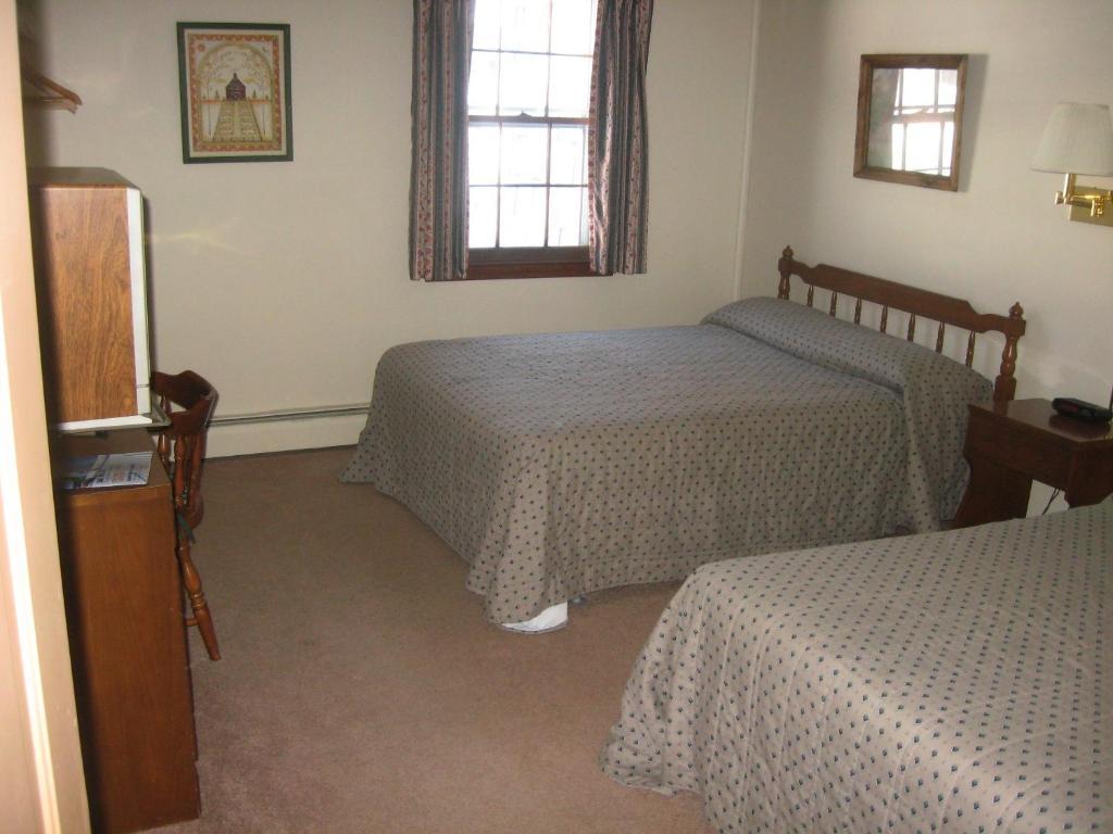 Double Room with Two Double Beds,170266254:JPEG