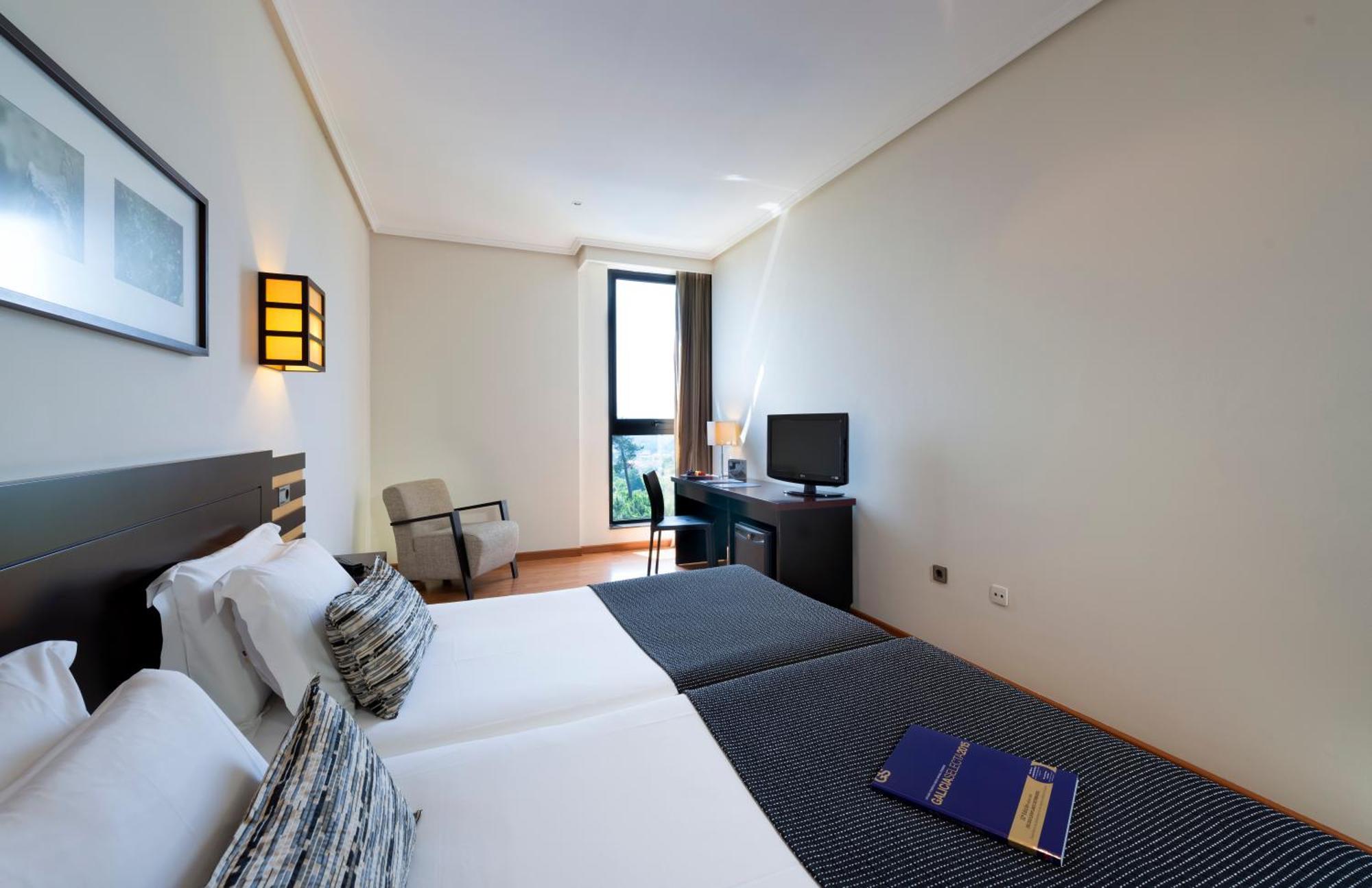 Quarto Duplo com Cama Extra