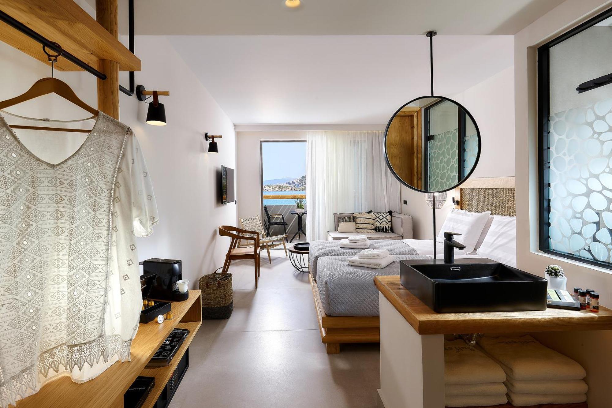Suite mit 1 Schlafzimmer und seitlichem Meerblick.