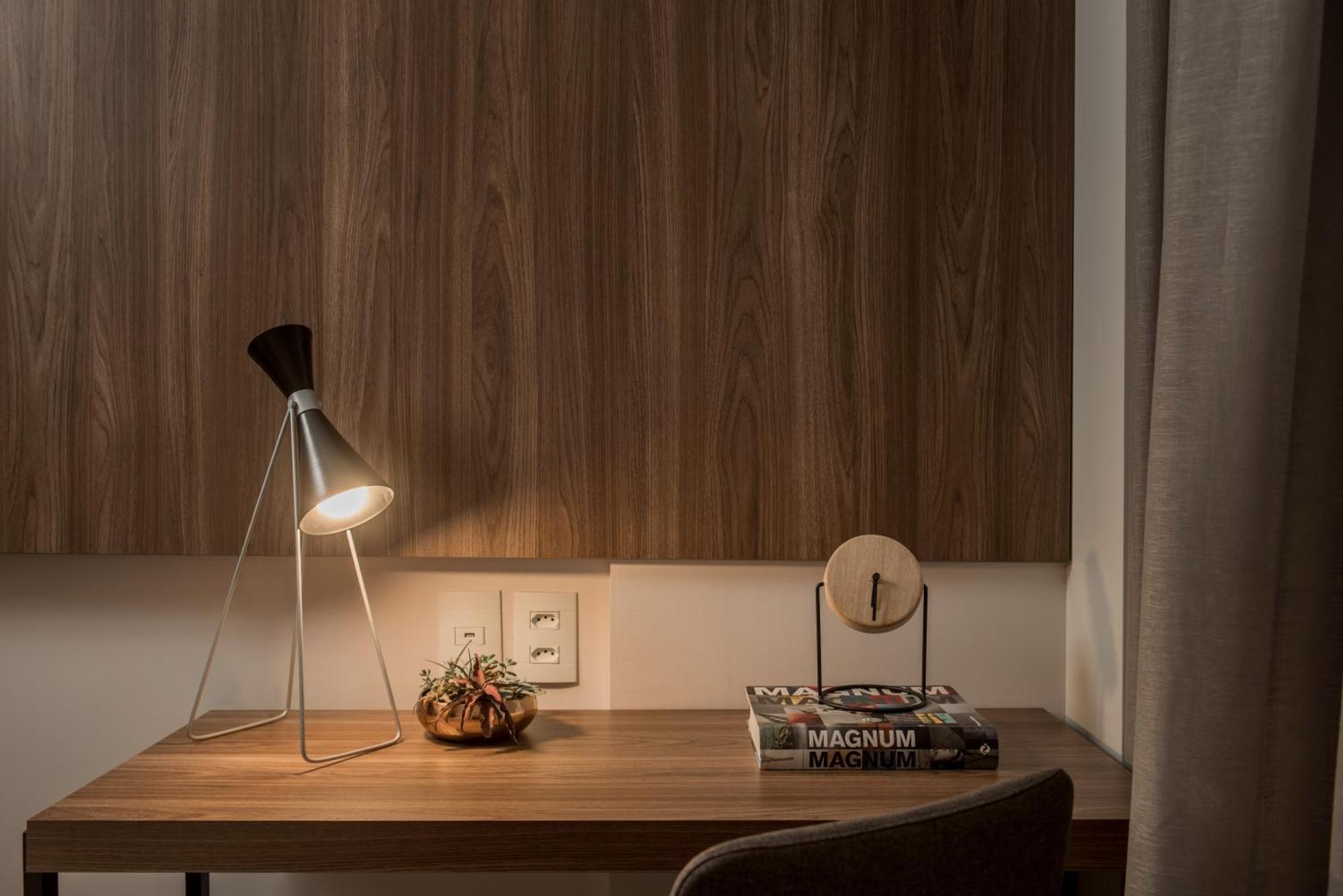 Premium Twin - 2 Single Beds