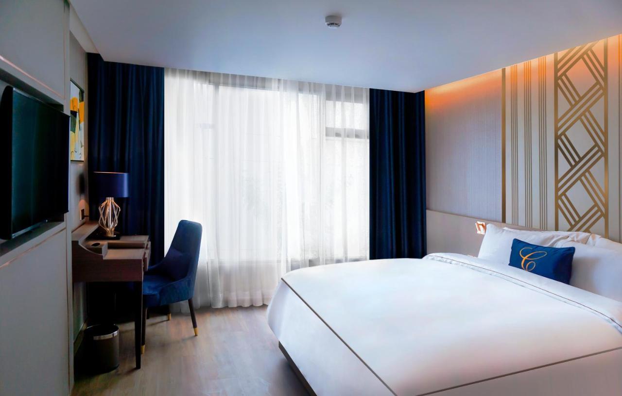 Premier Room,828815219:JPEG