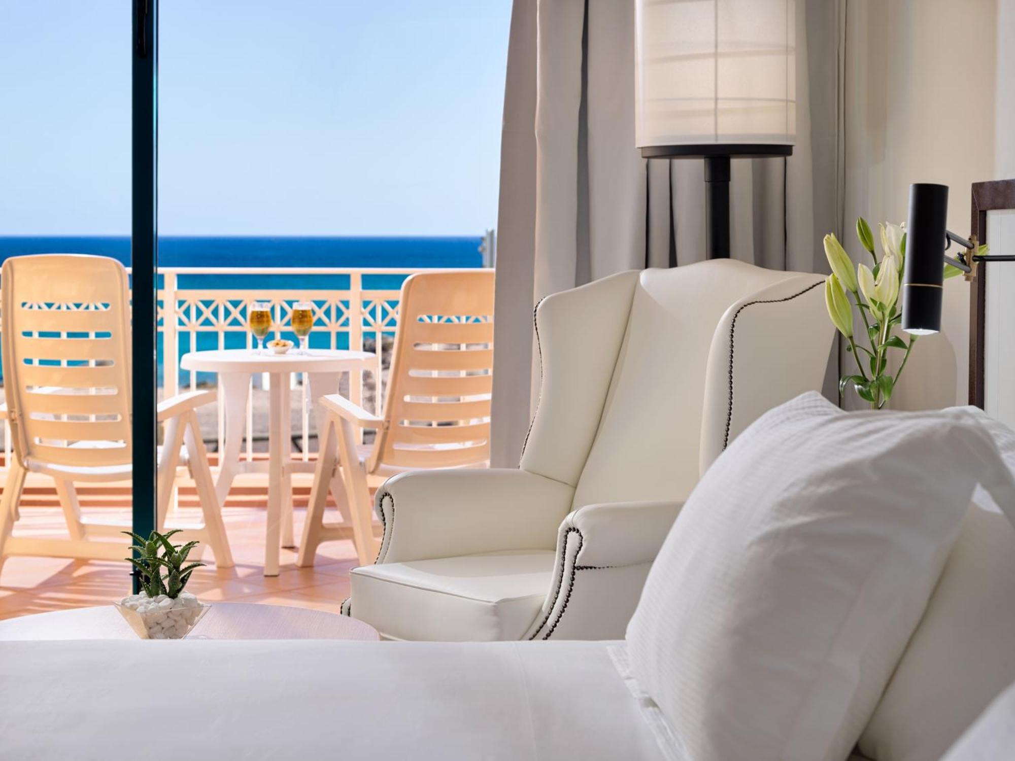 Chambre Double ou Lits Jumeaux - Vue sur Mer