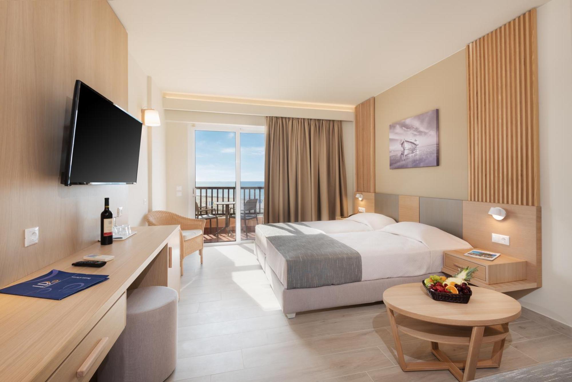 Chambre Double ou Lits Jumeaux - Vue sur Mer