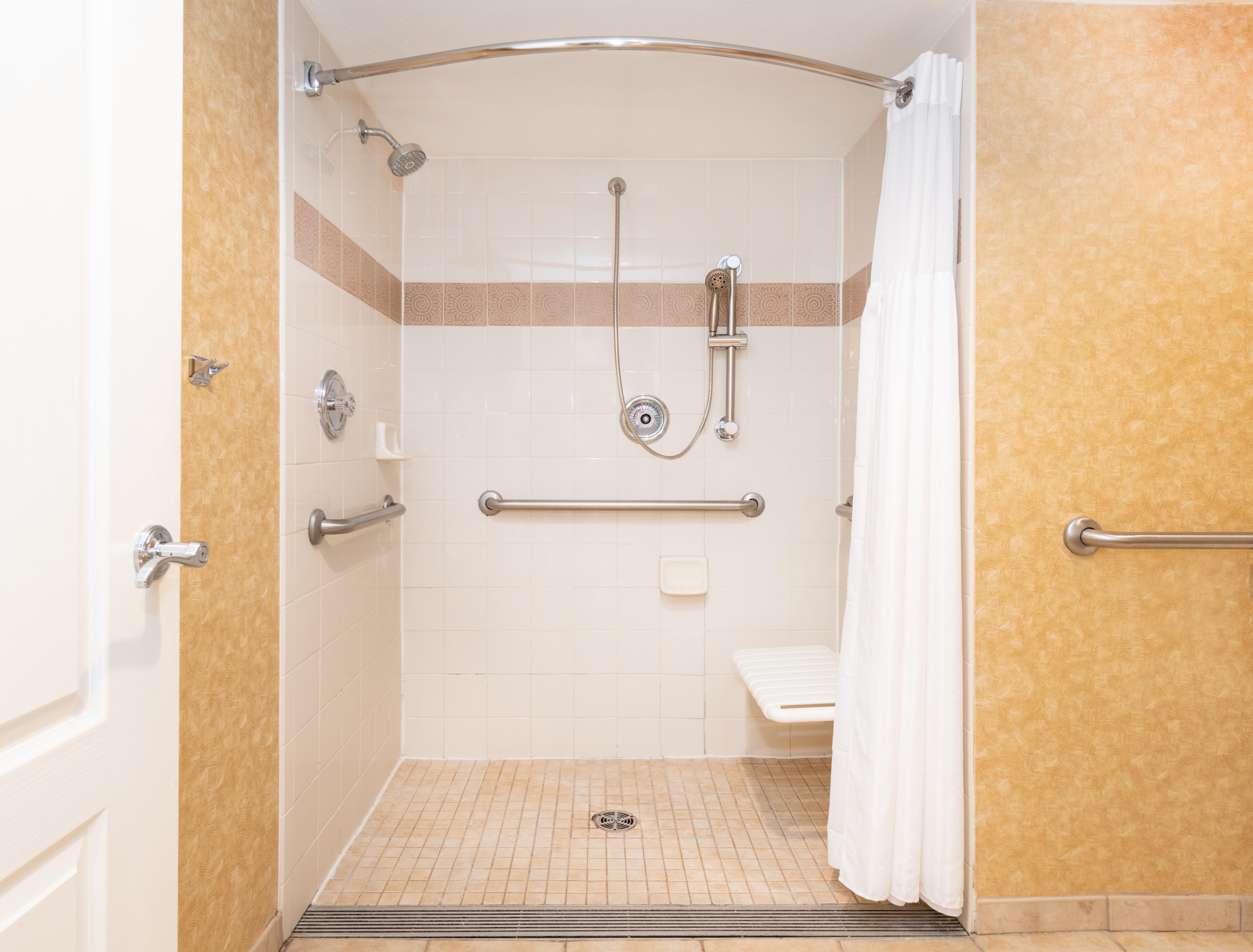 King Suite with Roll-In Shower - Mobility and Hearing Access,1742647376:JPEG
