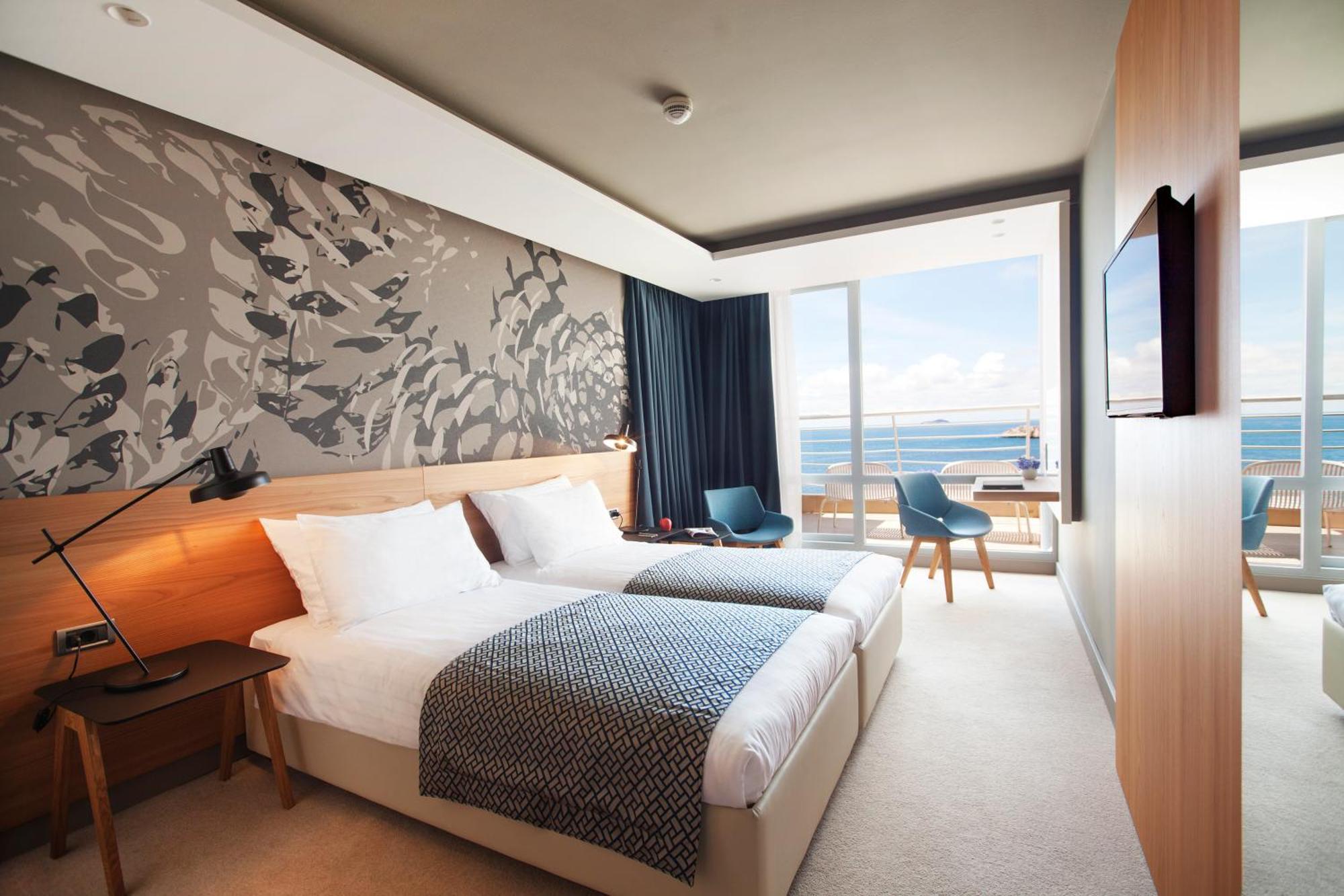 Chambre Double Supérieure avec Balcon - Vue sur Mer