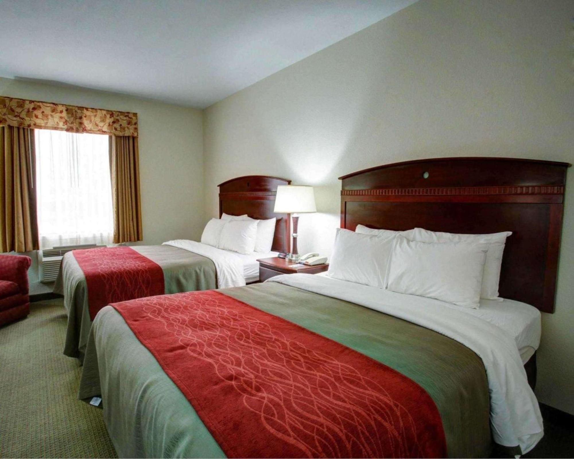 Double Room with Two Double Beds - Non-Smoking