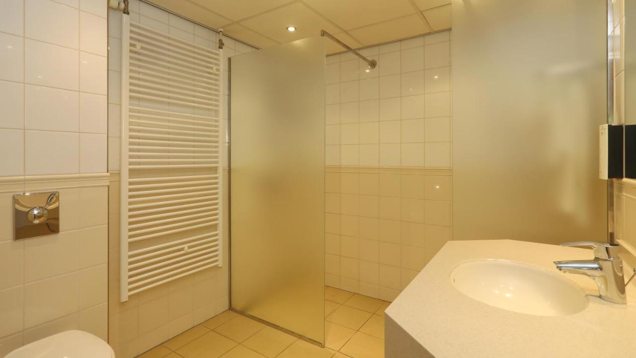 Economy Twin Room