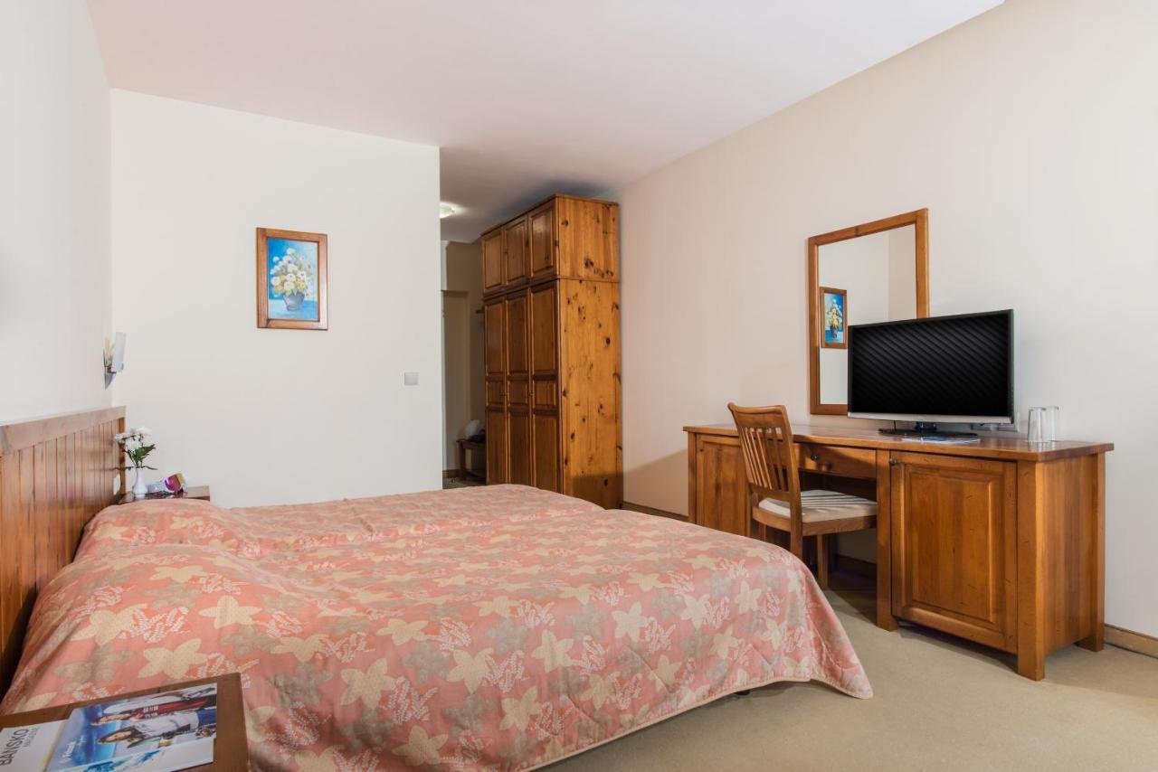 Twin Room with Relax Center Access