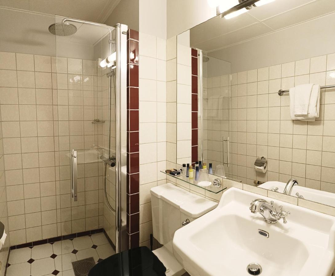 Classic Single Room