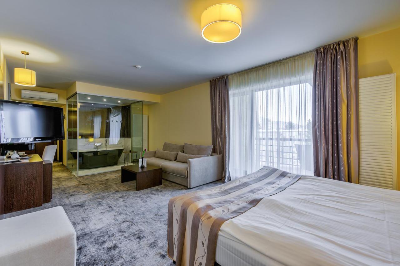 Prestige Suite,1368842540:JPEG