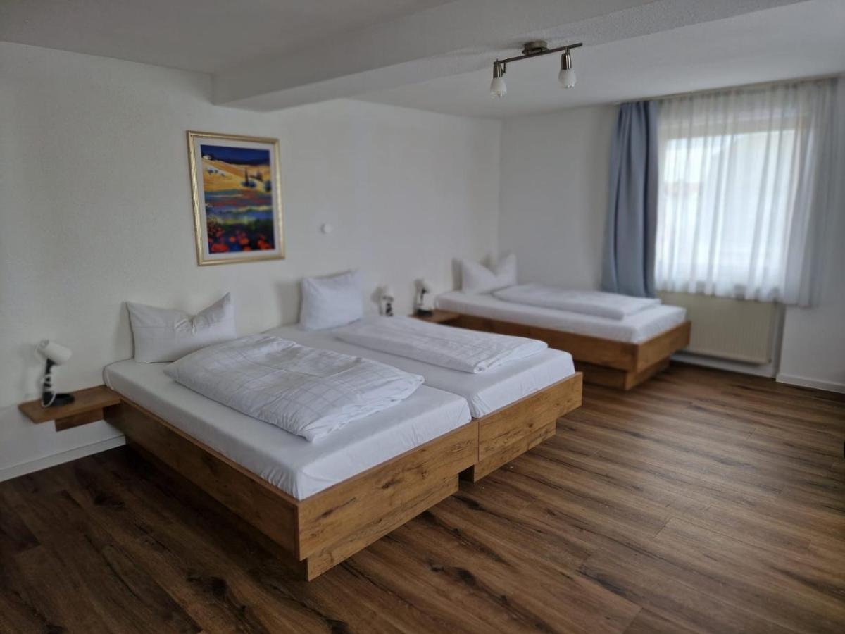 Dreibettzimmer
