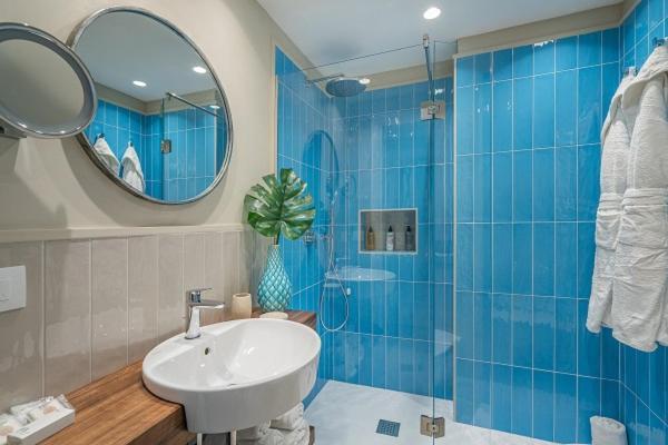 Deluxe Double or Twin Room Pool View,1382389535:JPEG