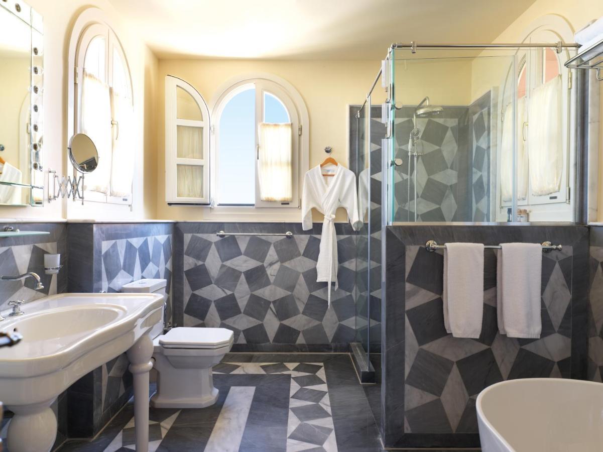 Suite Tour