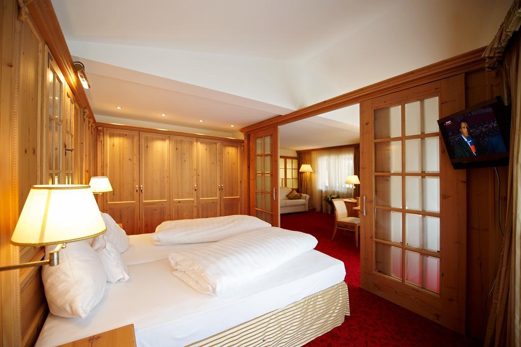 Junior Suite,143723243:JPEG