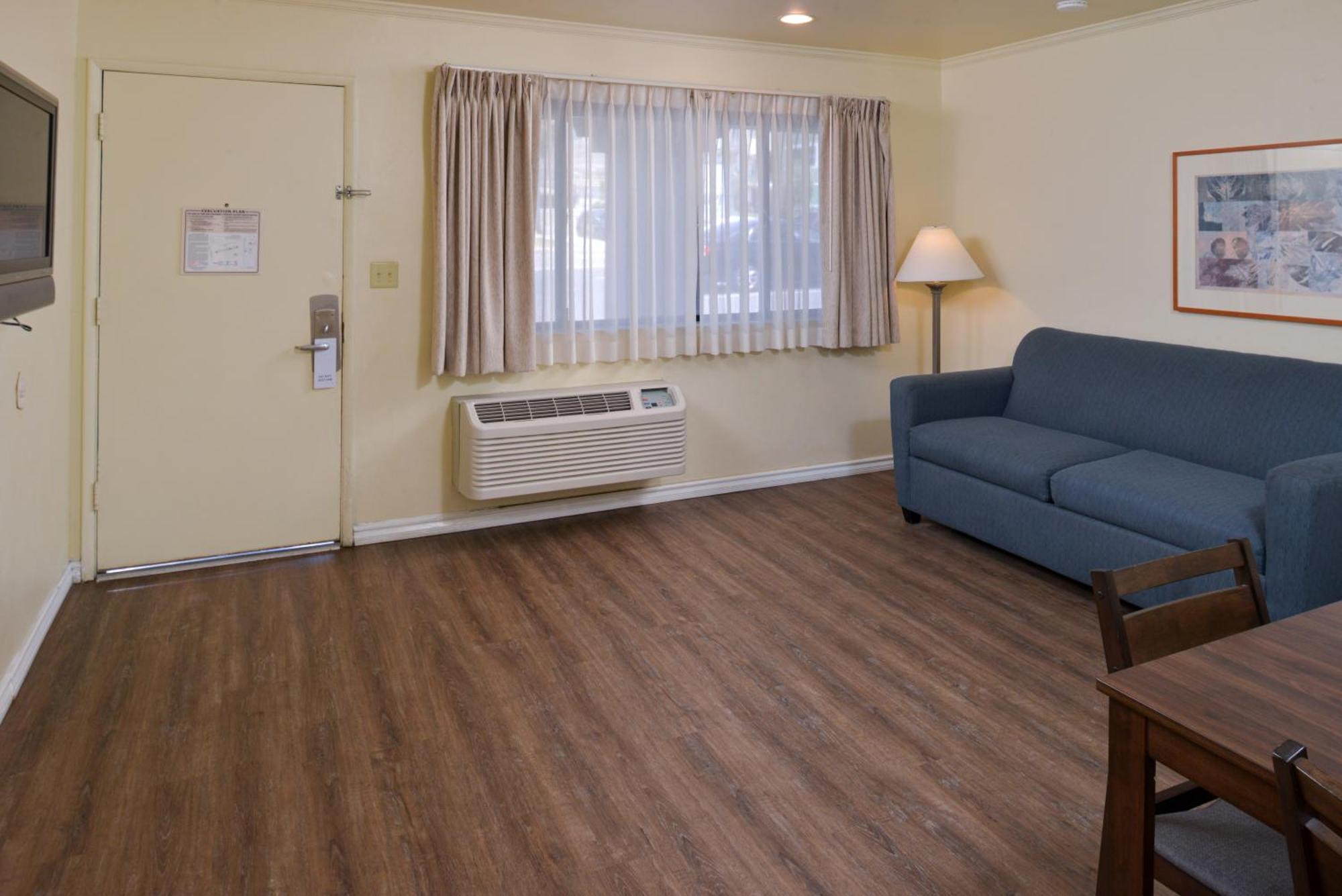 One-Bedroom Suite