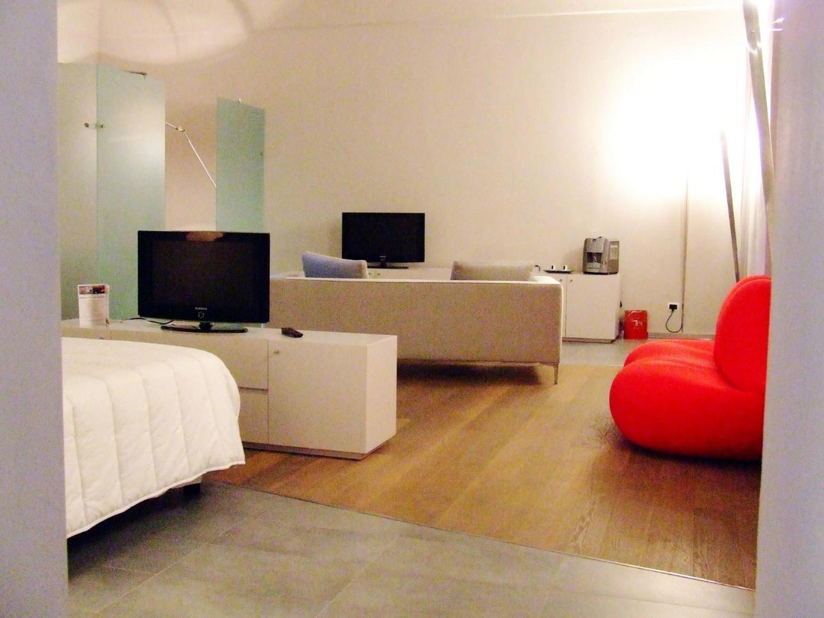 Suite with Spa Access,1466793137:JPEG