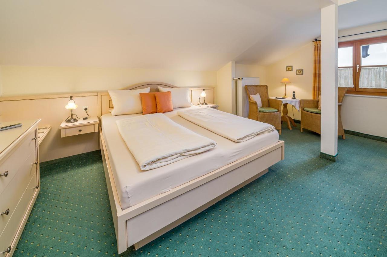 Double Room without Balcony,1499229667:JPEG