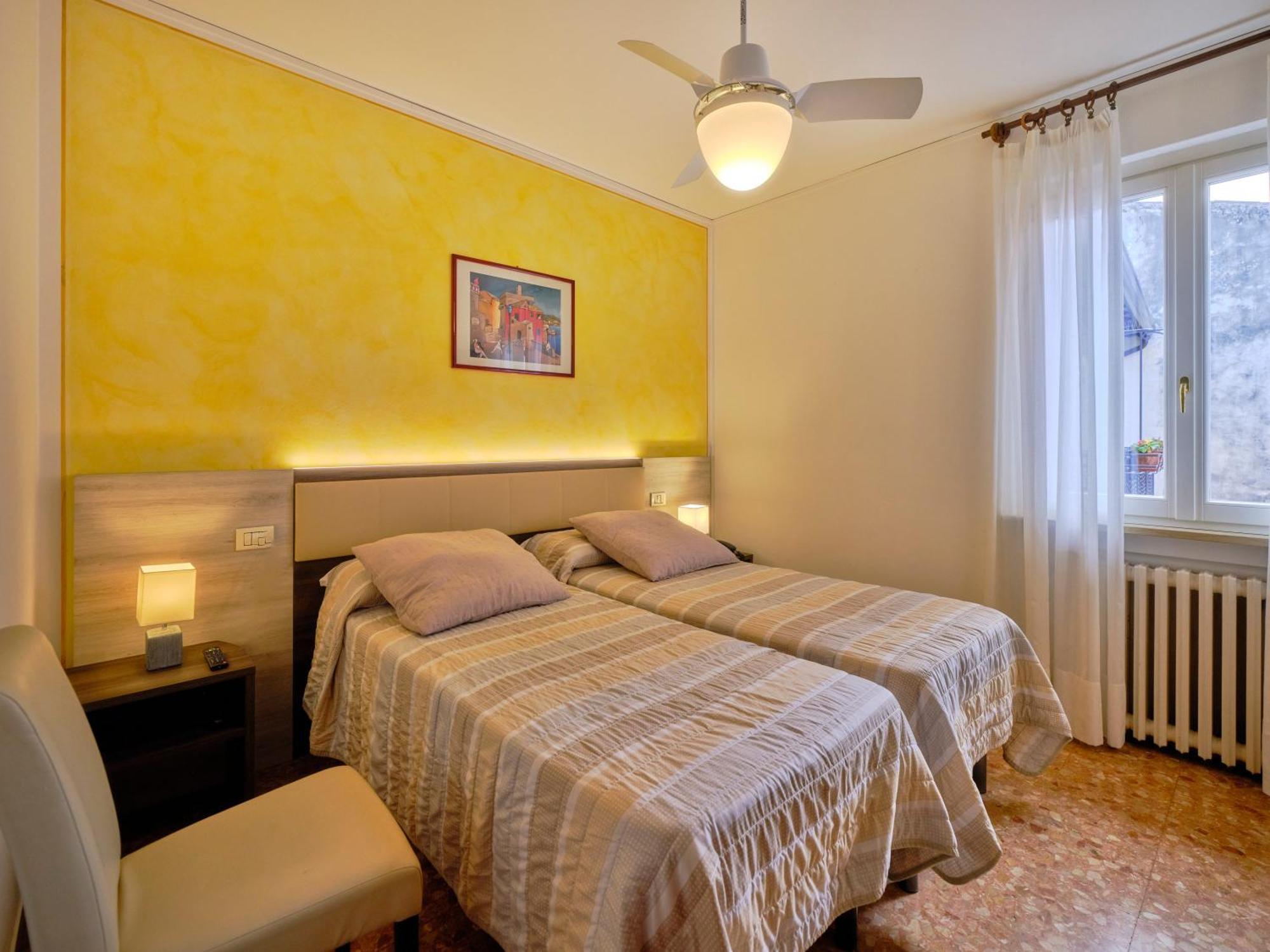 Economy Double or Twin Room,1499778430:JPEG