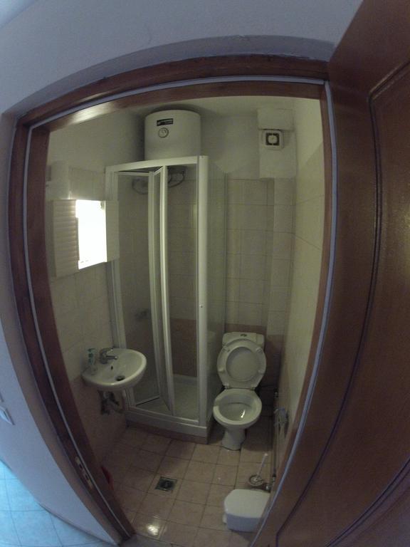 Triple Room,666271800:JPEG