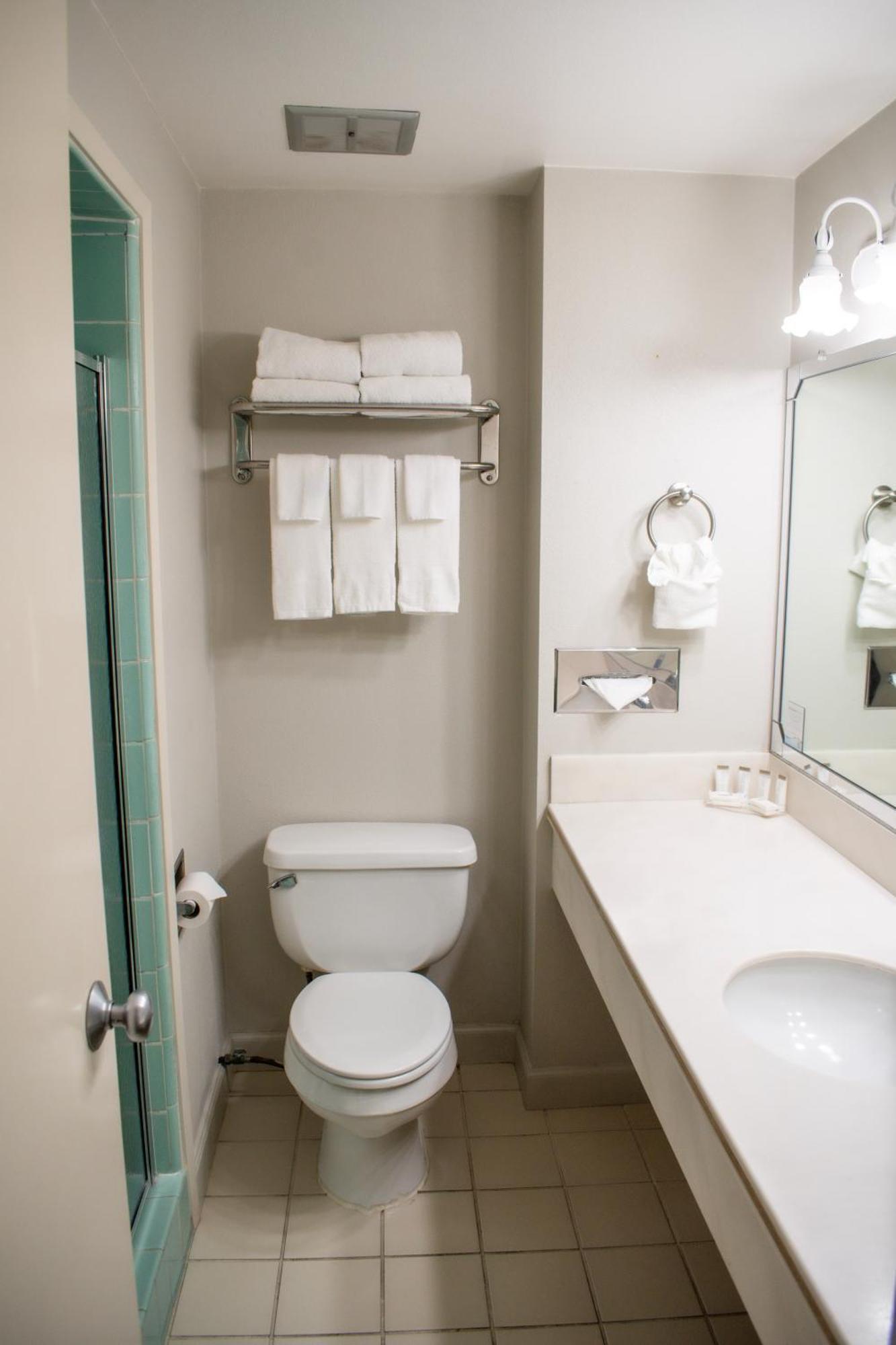 Suite 1 Chambre avec 3 Lits Queen-Size - Non-Fumeurs