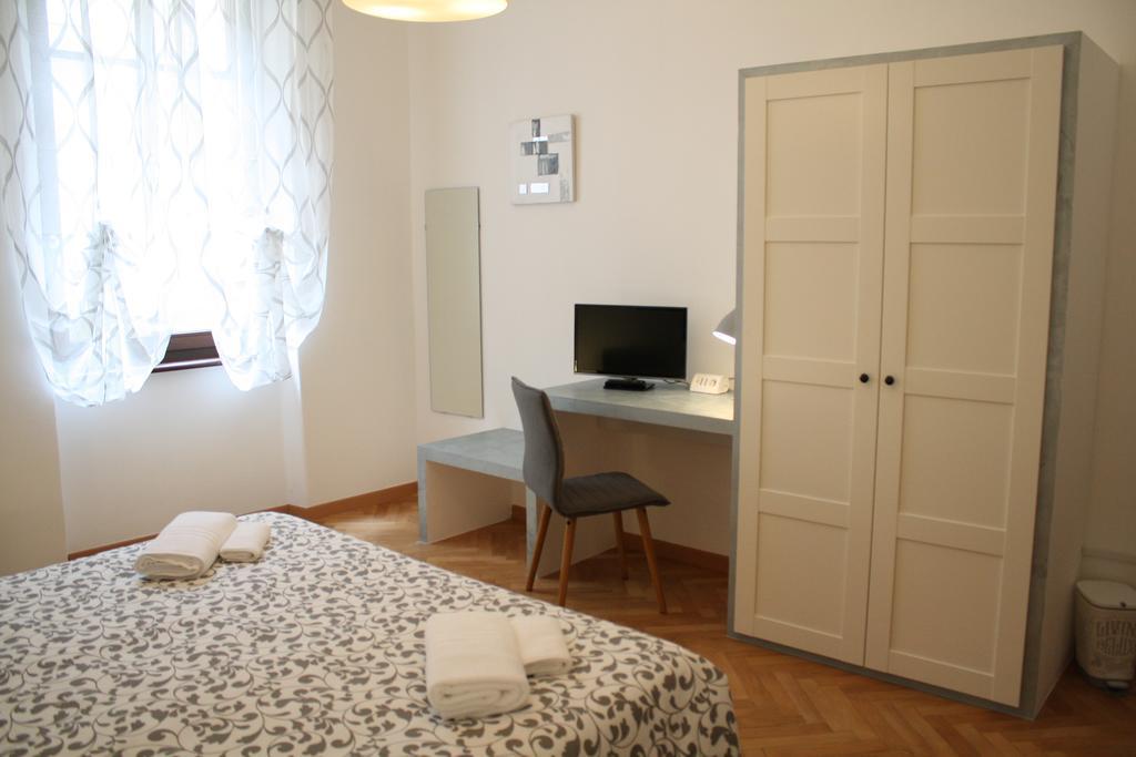 Triple Room with Shared Bathroom