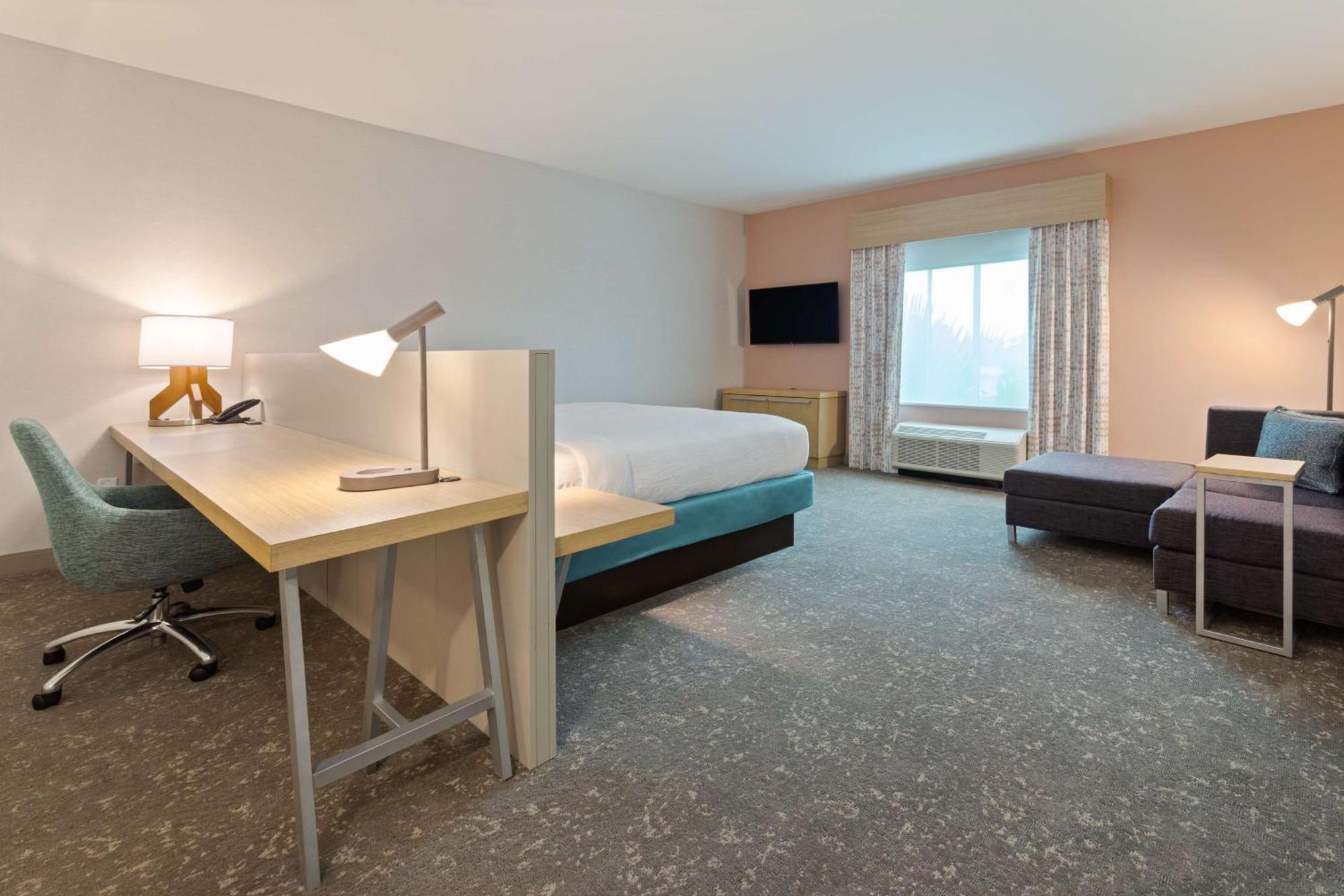 Premium King Room,1552121068:JPEG
