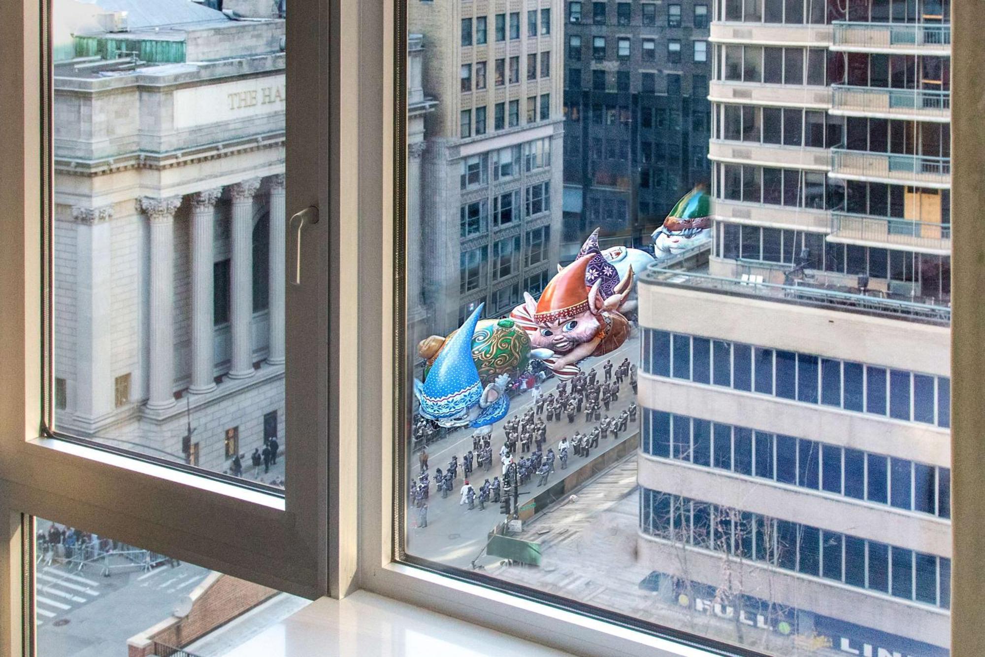 Double Room Parade View,1765583083:JPEG