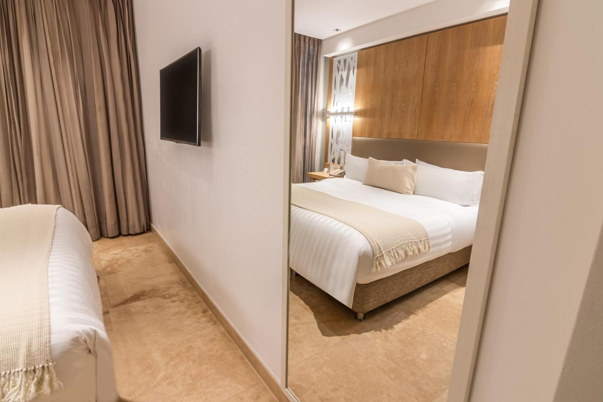 Quarto Duplo Standard