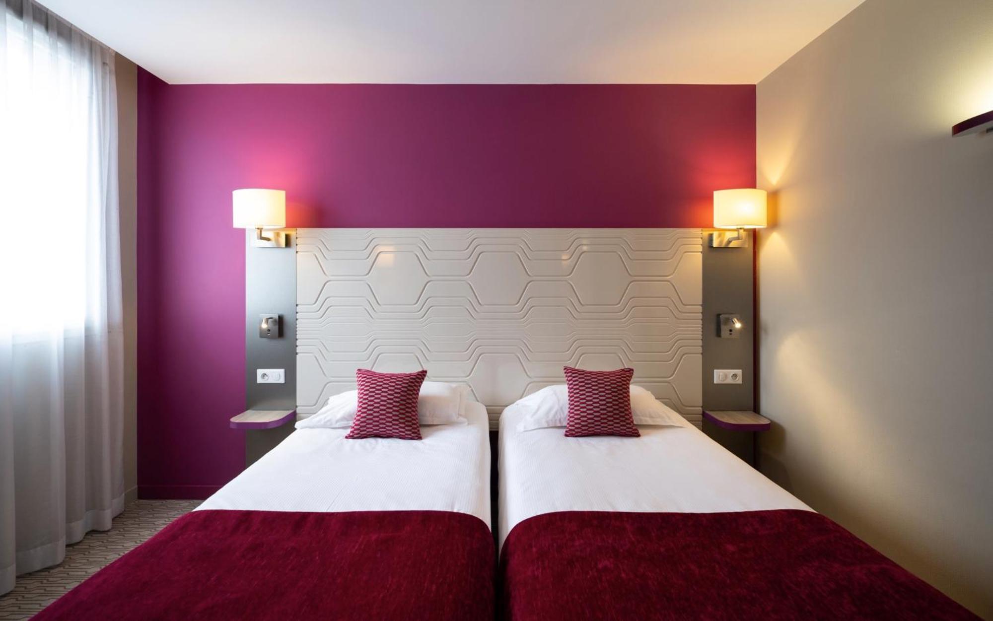 Twin Room,1572713342:JPEG