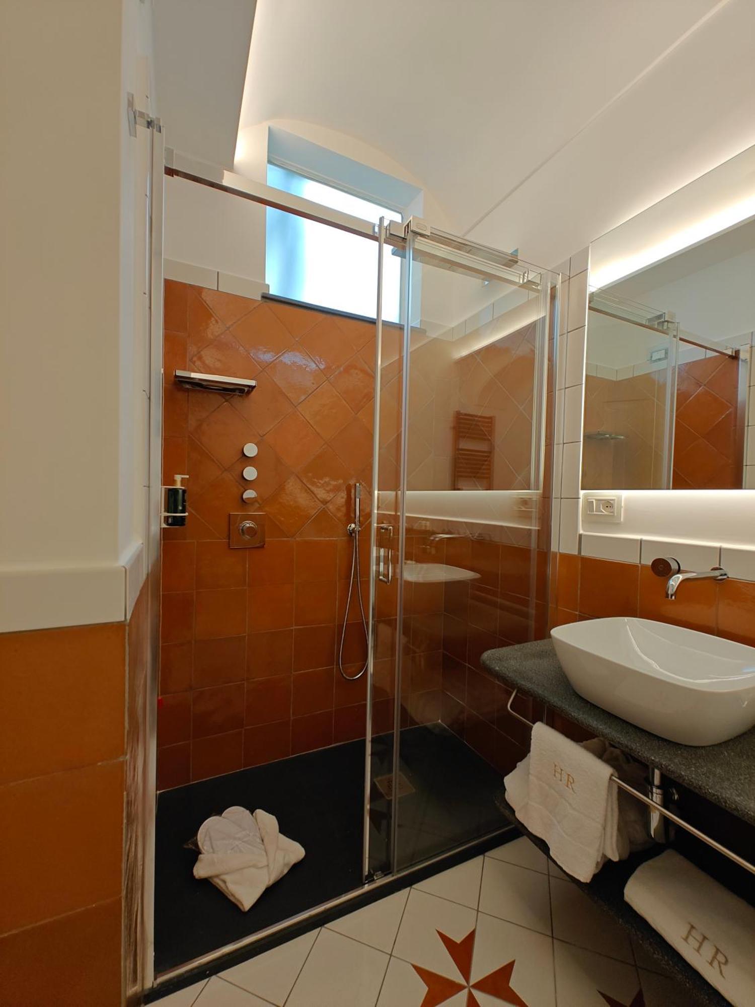 Premium Deluxe mit Balkon