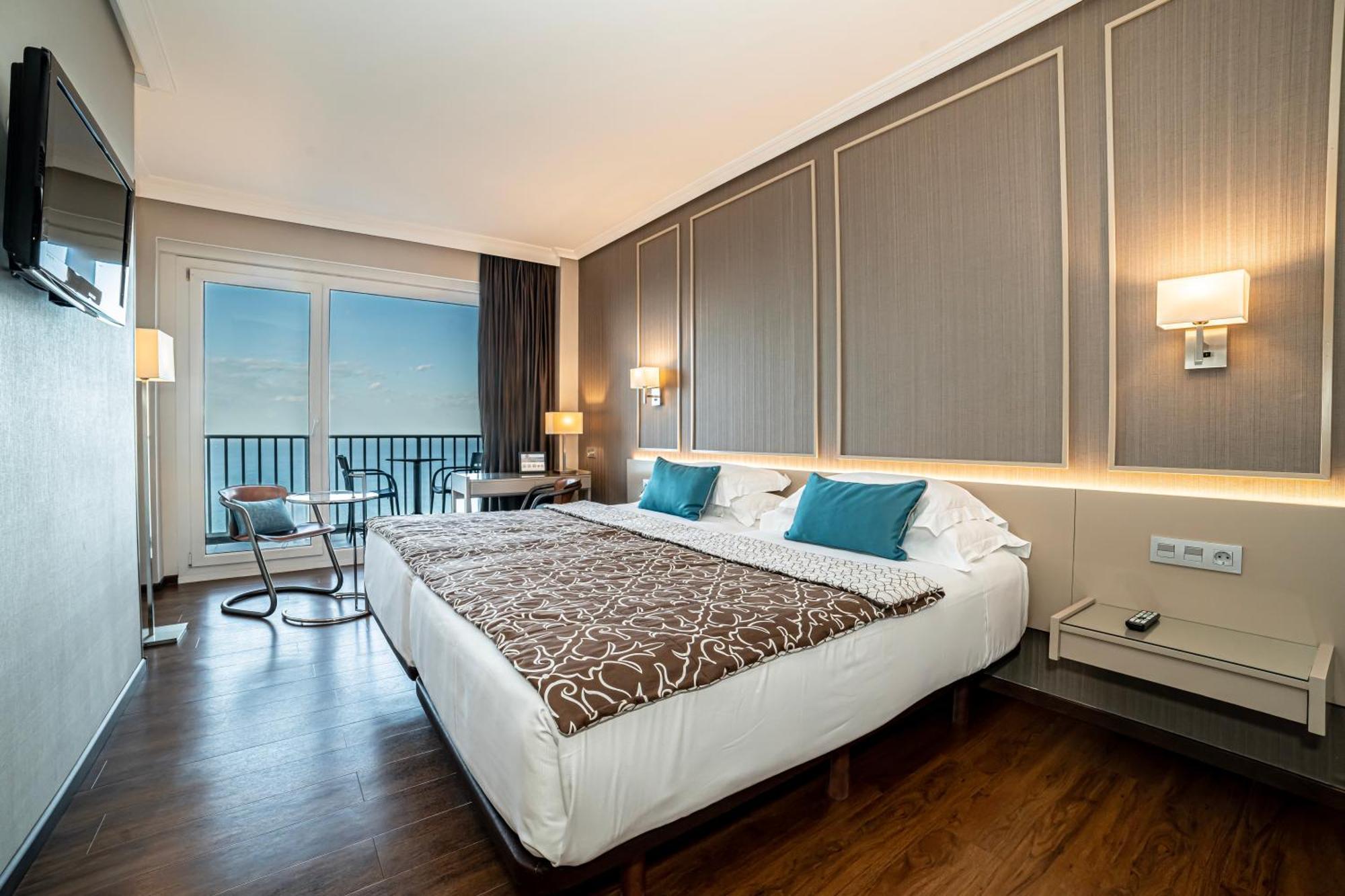 Quarto Twin Standard com Vista Mar