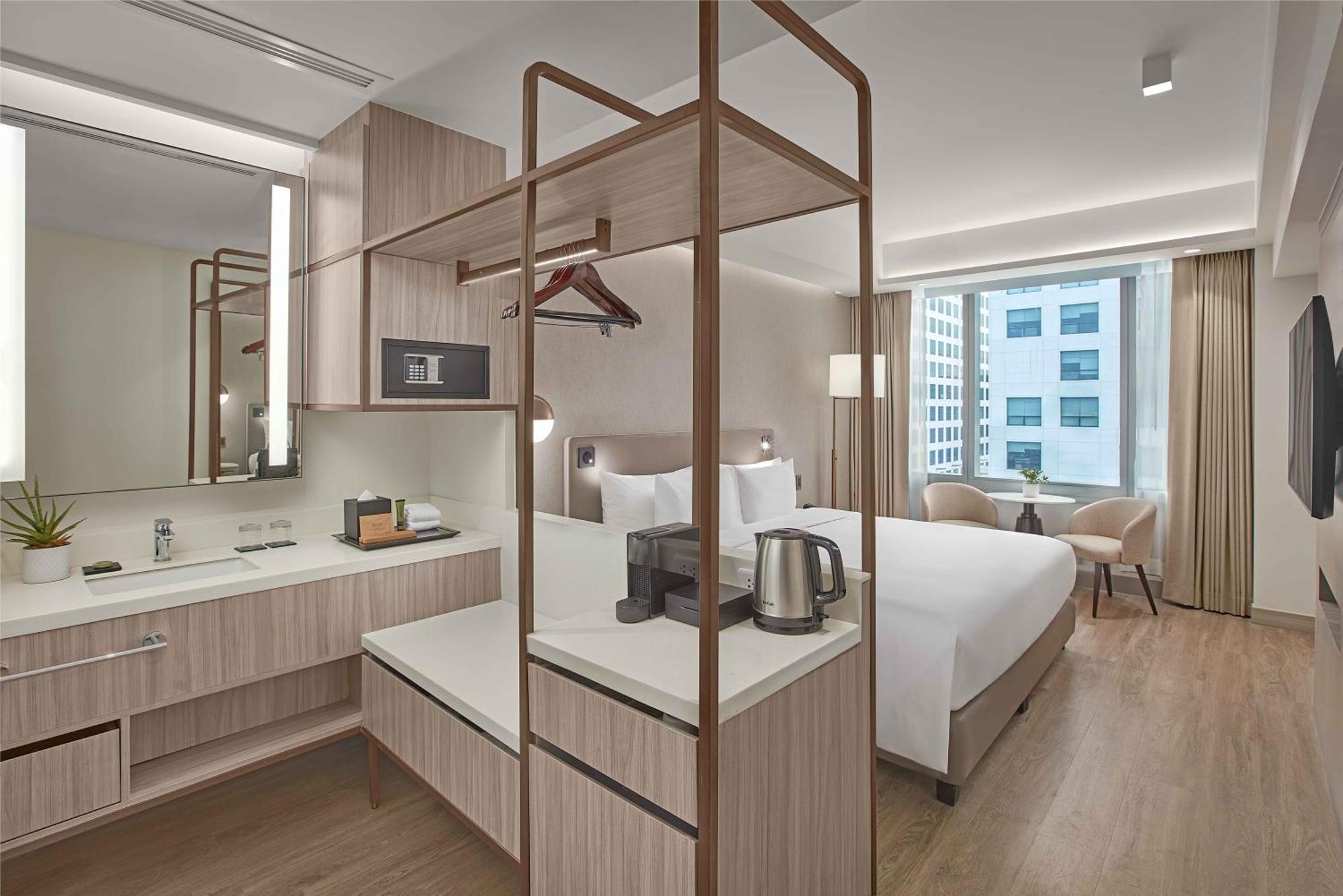 Superior King Room