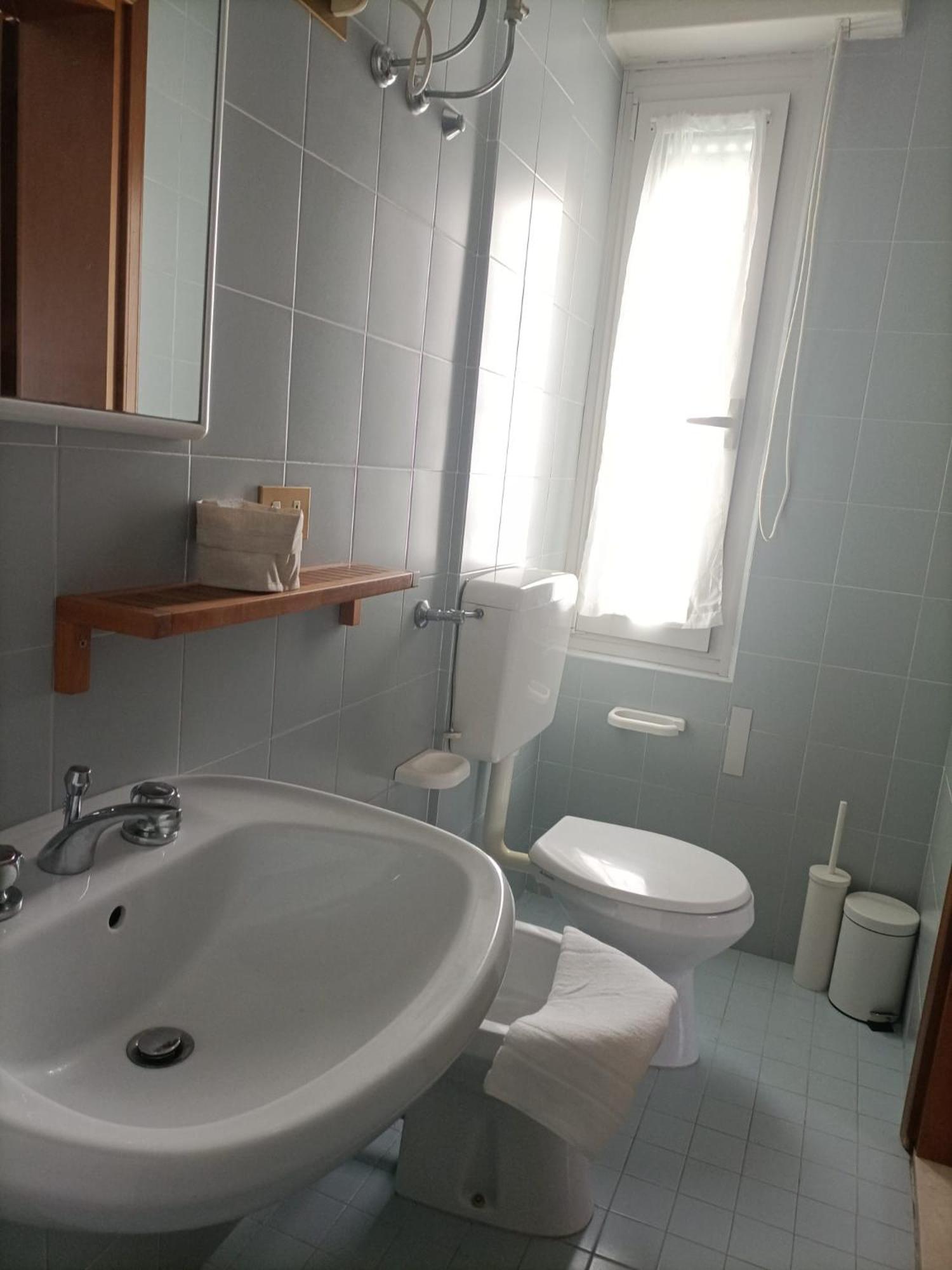 Camera Doppia con Letti Singoli