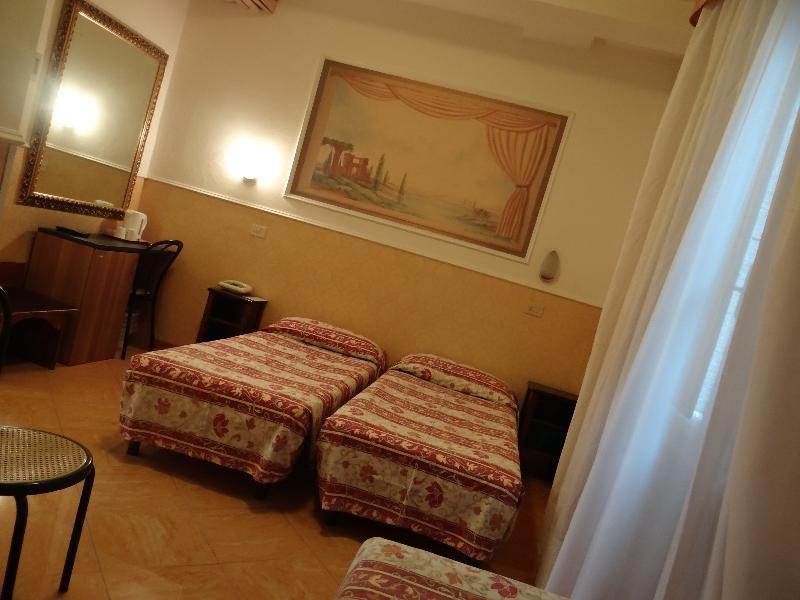 Chambre Double ou Lits Jumeaux