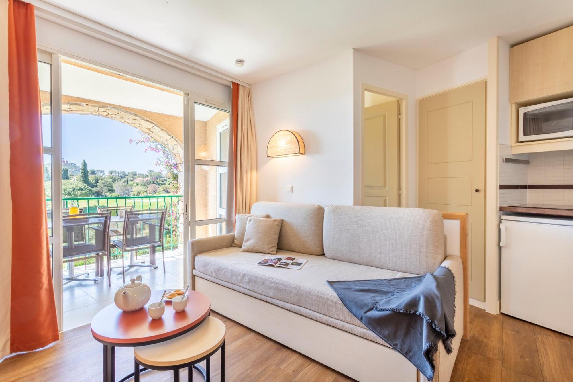 One-Bedroom Apartment with Air Conditioning and Terrace (5 People) - Sea View