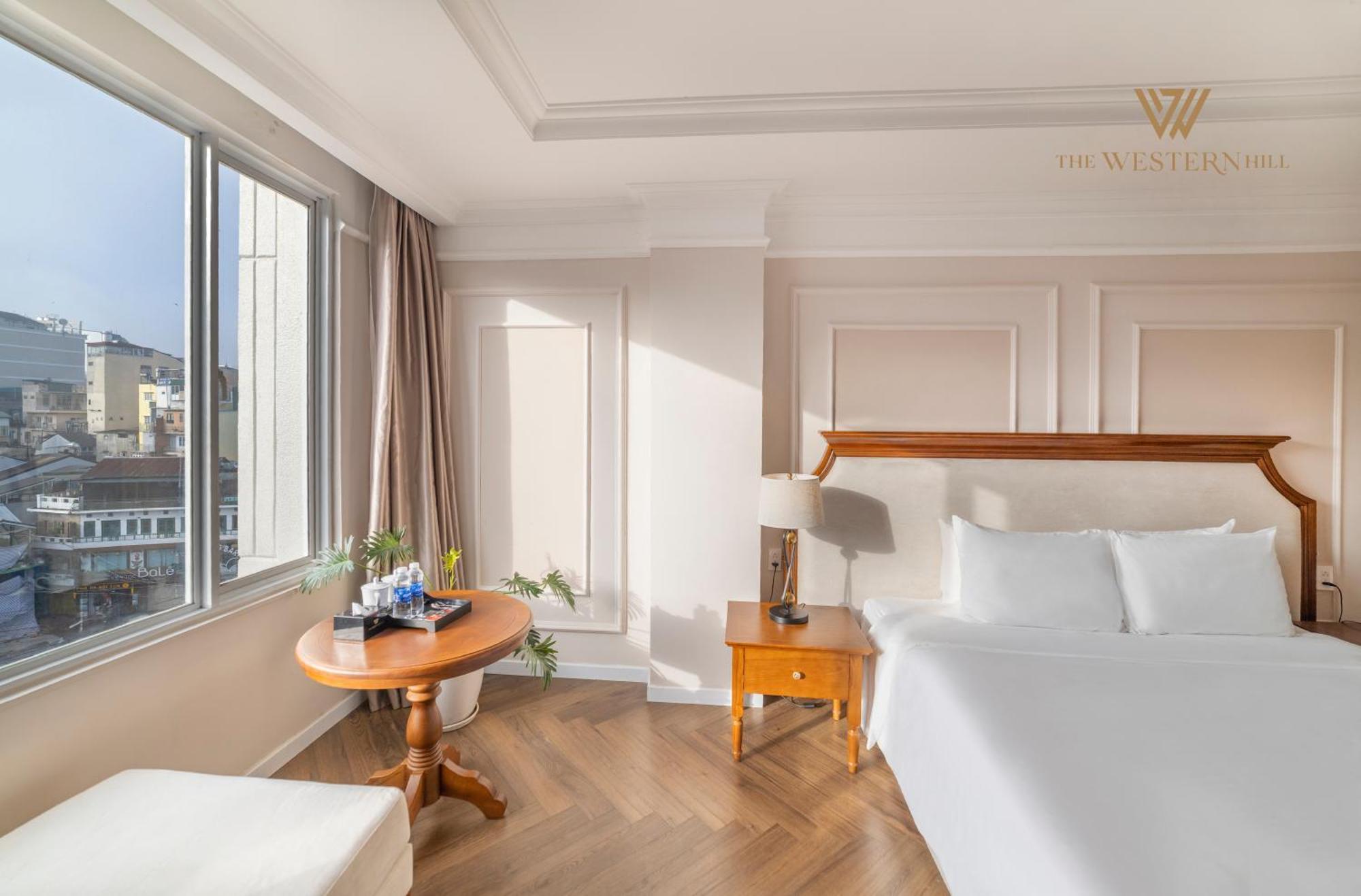Deluxe Double Room with City View