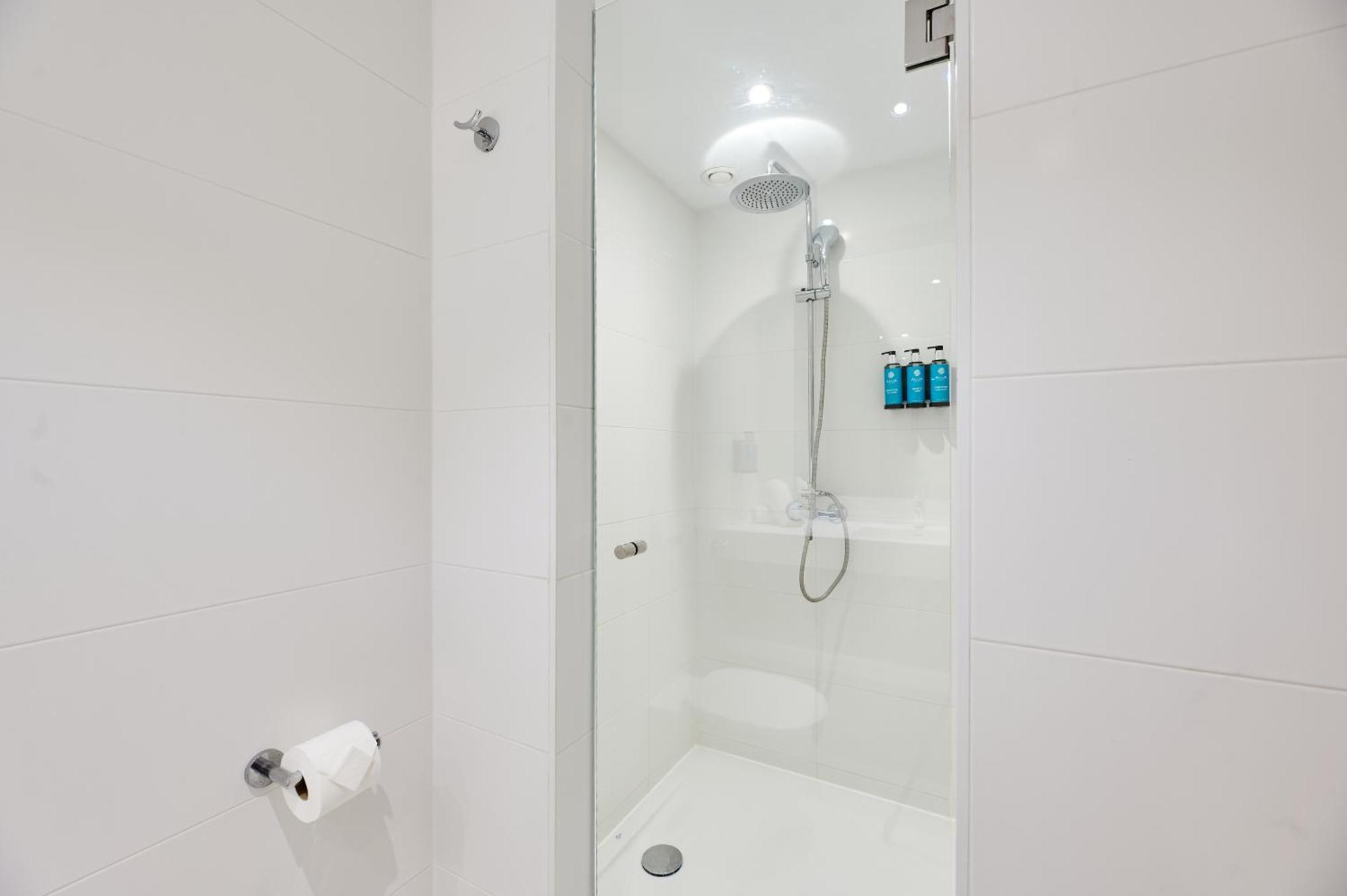 Chambre Double Supérieure - Vue Directe sur Mer